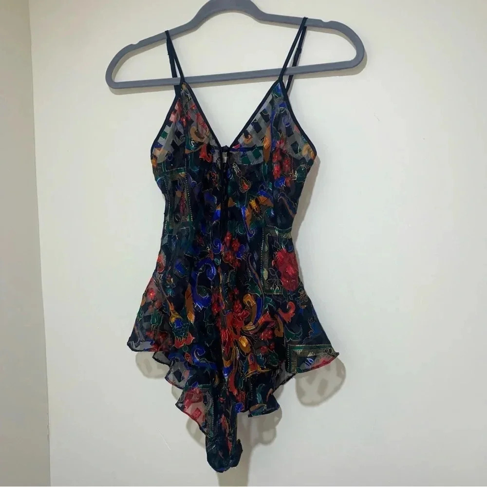 Vintage 80’s 90’s floral  Victoria Secret Gold Label One Piece bodysuit size XS